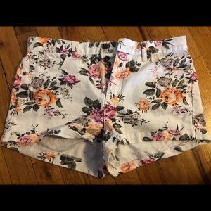 Forever 21 Rose high waisted shorts